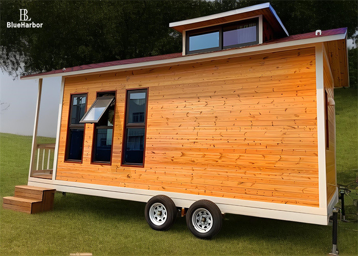 Outdoor Living Modern Prefab Tiny House With Wooden Exterior And Double Windows