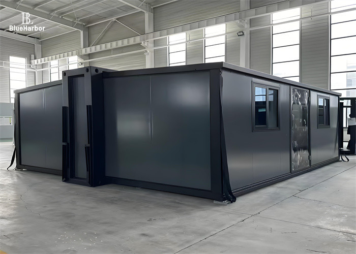 Fashionable and Expandable 18 Square Meters to 60 Square Meters Double-wing Container House Suitable for Residential Use